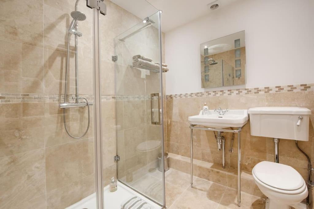 Princes Villa - Large Fully Self Contained Flat, 5 Minutes From The Sea Hastings Exterior foto