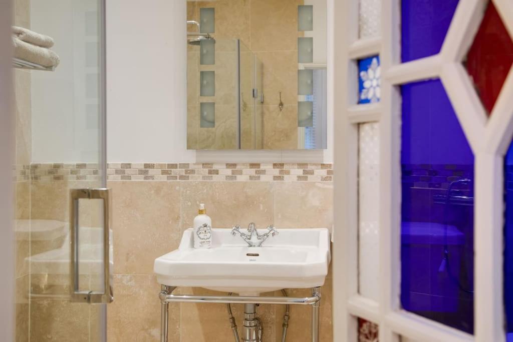 Princes Villa - Large Fully Self Contained Flat, 5 Minutes From The Sea Hastings Exterior foto